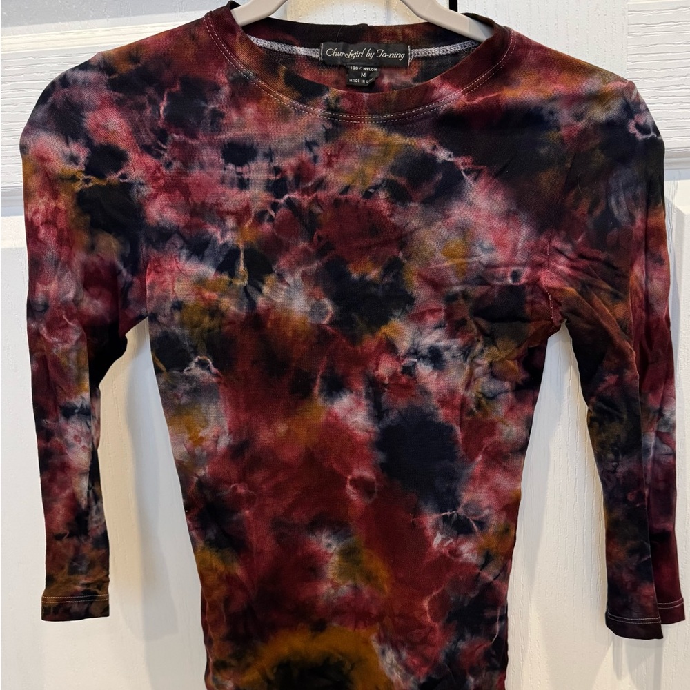 Nylon tee